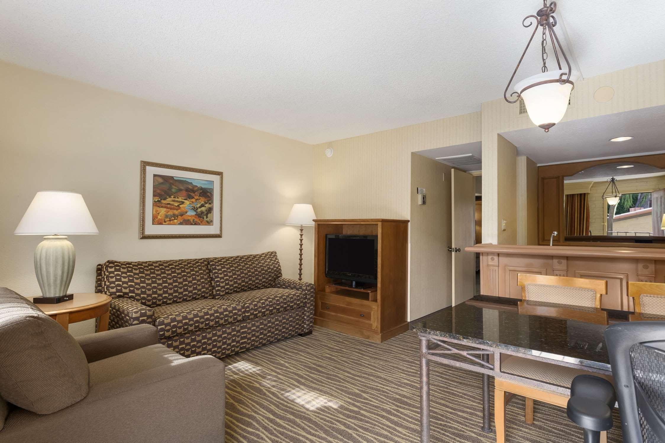 Motel 6 Phoenix, Az - Sky Harbor Екстериор снимка