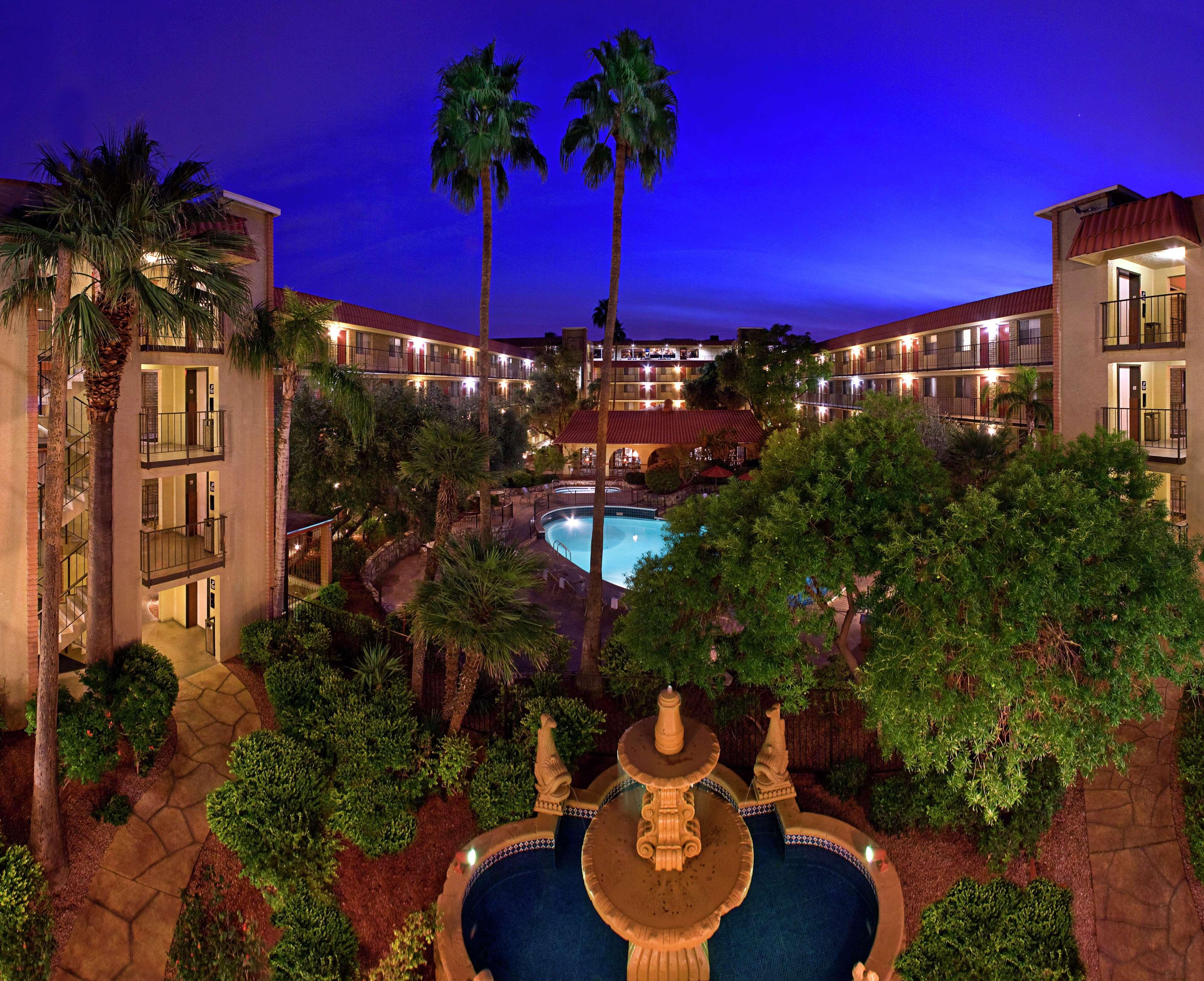 Motel 6 Phoenix, Az - Sky Harbor Екстериор снимка