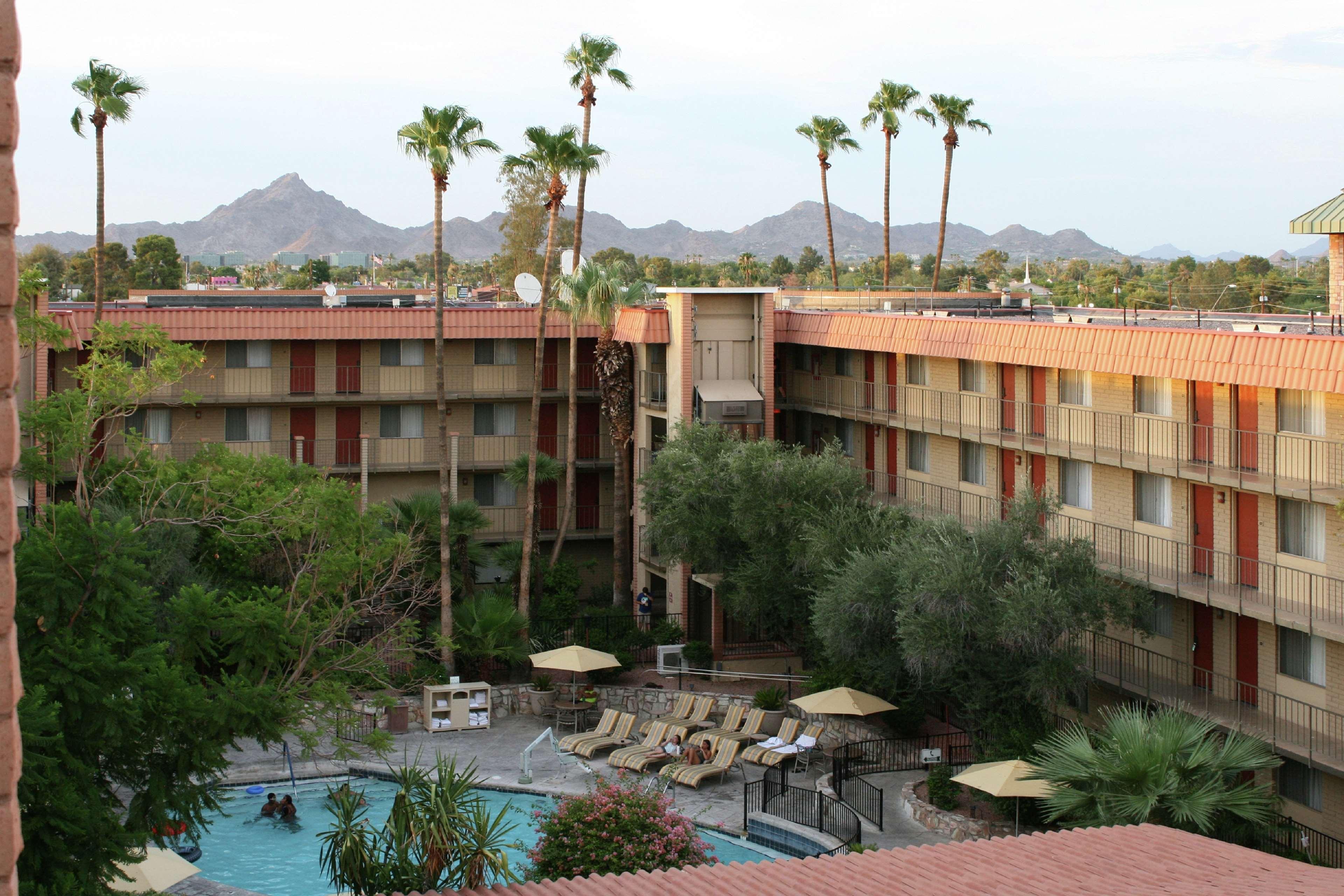 Motel 6 Phoenix, Az - Sky Harbor Екстериор снимка