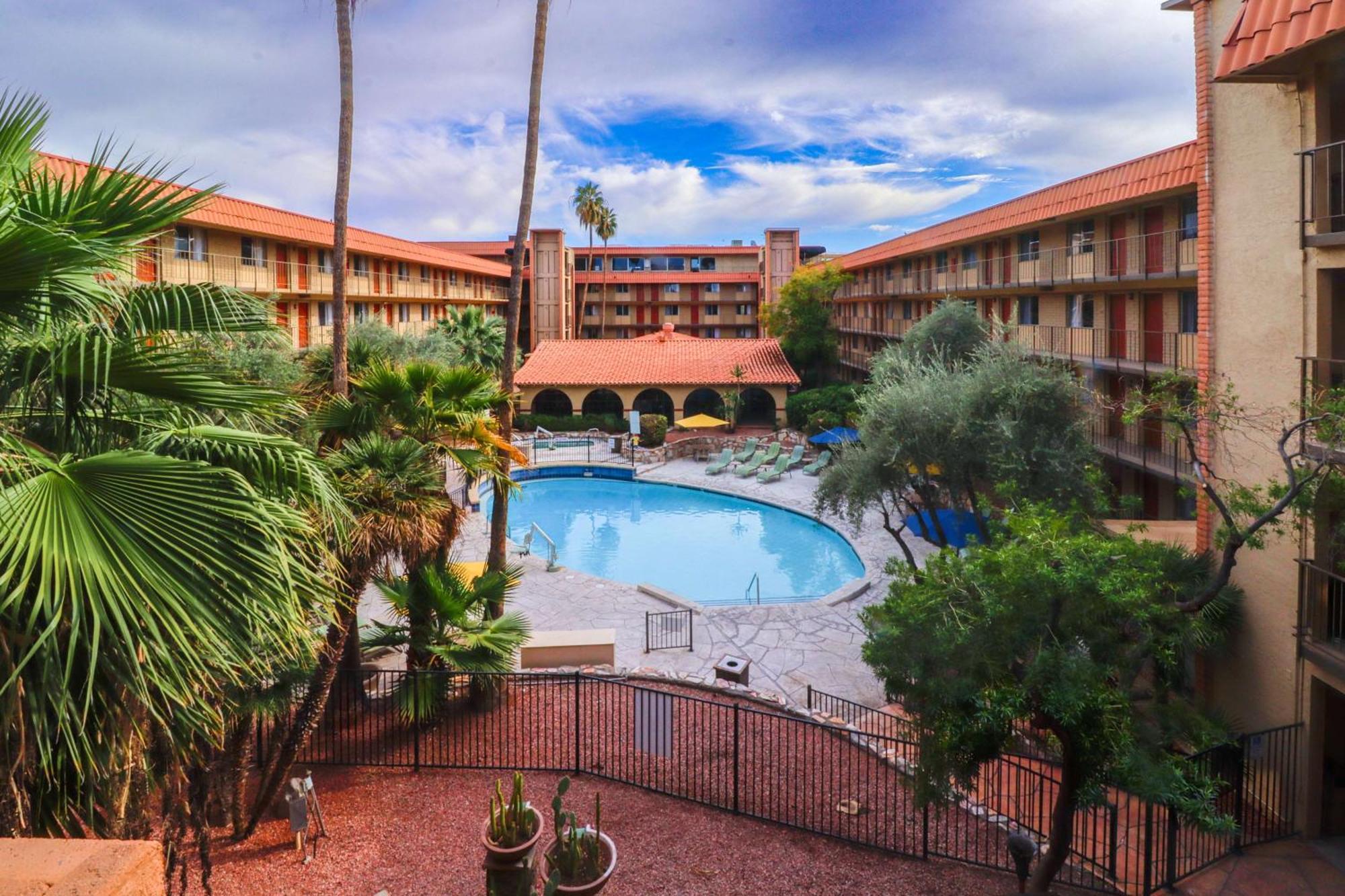 Motel 6 Phoenix, Az - Sky Harbor Екстериор снимка